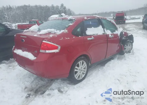 2010 Ford Focus Sel z USA, uszkodzony, nr VIN 1FAHP3HN2AW145111